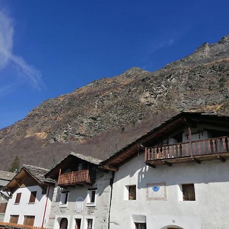 Ca Ad Me Pare Alloggio Con Terrazza Panoramica มอนเชนิซิโอ ภายนอก รูปภาพ