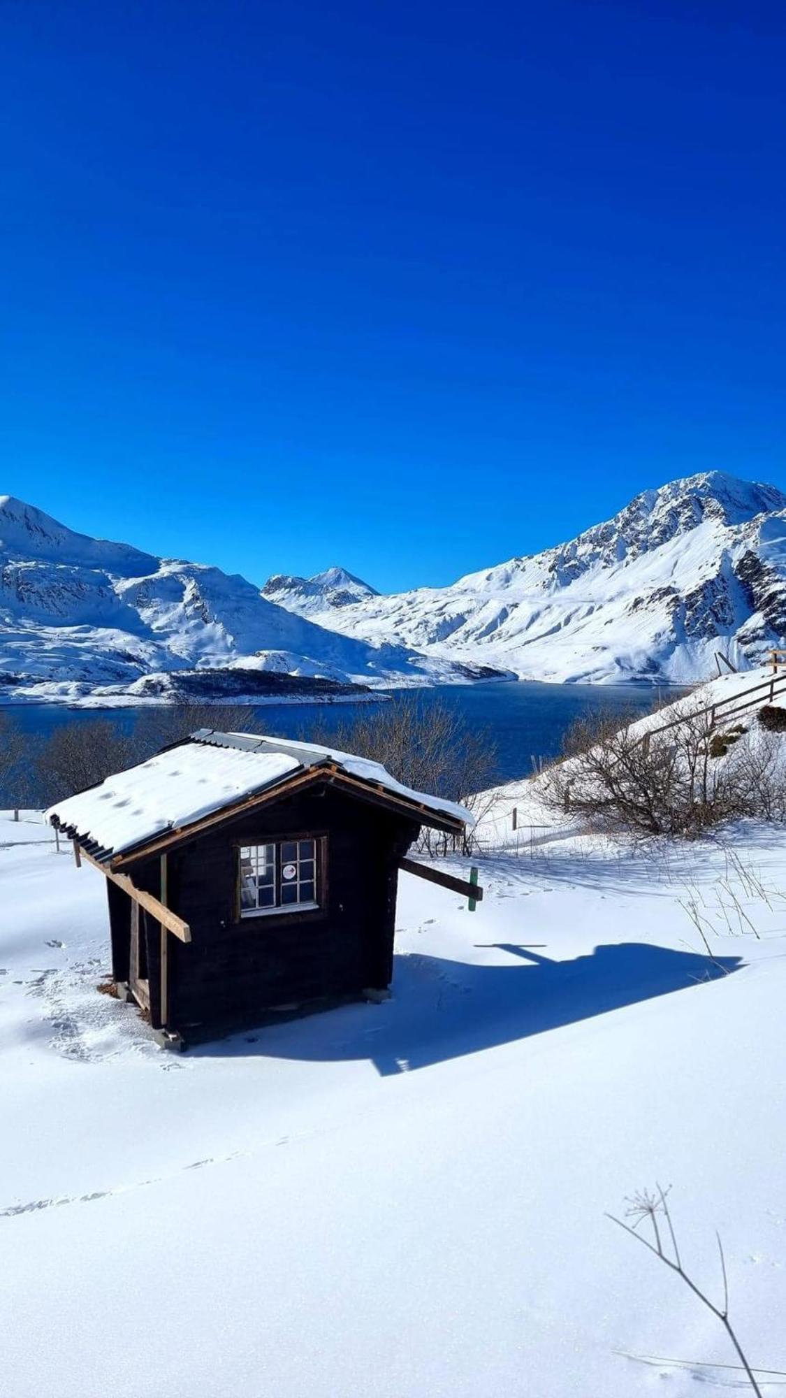 Ca Ad Me Pare Alloggio Con Terrazza Panoramica มอนเชนิซิโอ ภายนอก รูปภาพ